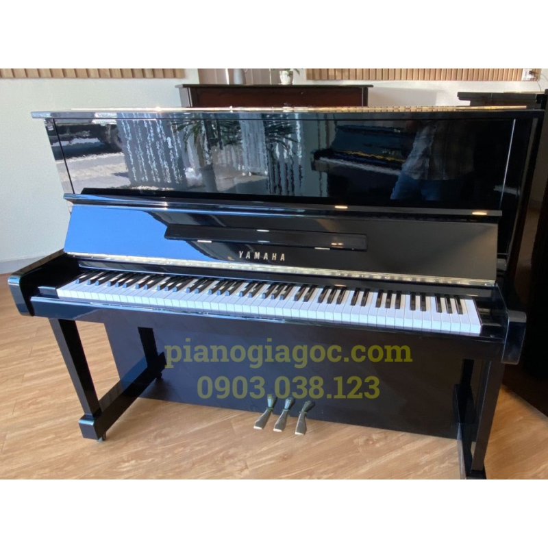 Đàn Piano Yamaha U2M