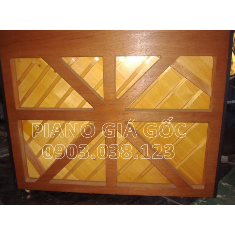 Đàn Piano Upright Yamaha UX500 sản xuất năm 1994